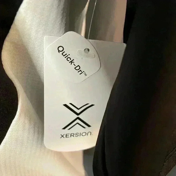 109. Xersion Men’s Cycling Shirt, Size Large, NWT - Picture 4 of 5
